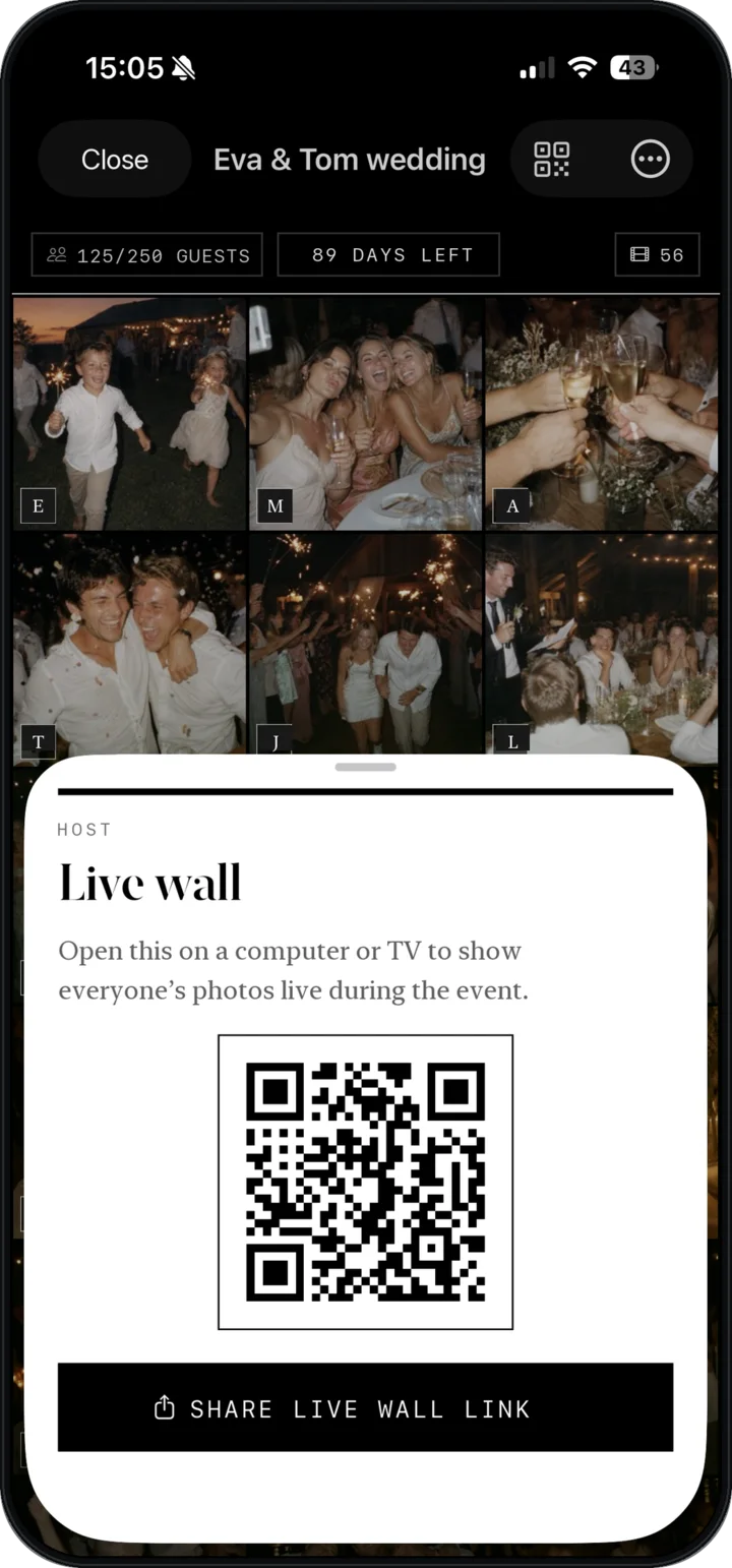 The WeWere app: the screen that shares the live wall, with its QR code.